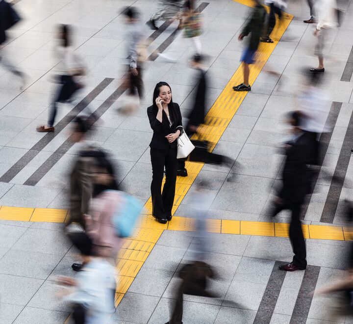 Person som snakker i telefonen.